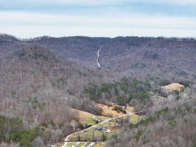 201 Scott Court, Irvine, KY 40336