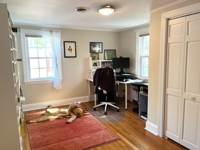 10 Duxbury Rd 10, Newton, MA 02459