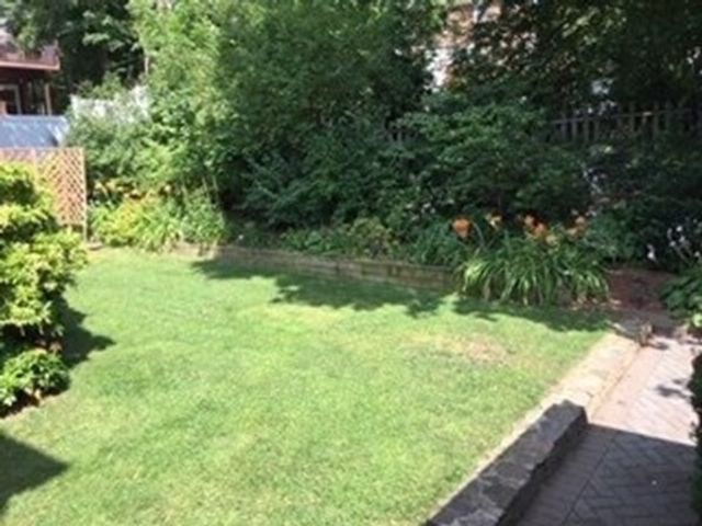 10 Duxbury Rd 10, Newton, MA 02459