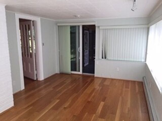 10 Duxbury Rd 10, Newton, MA 02459