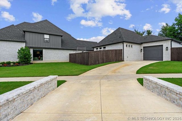 13655 S 26th Street, Bixby, OK 74008