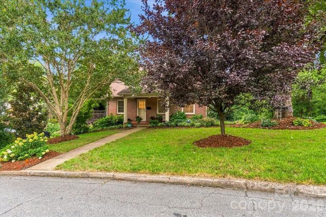104 Hawthorne Lane, Morganton, NC 28655