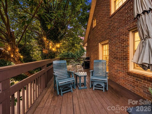 104 Hawthorne Lane, Morganton, NC 28655