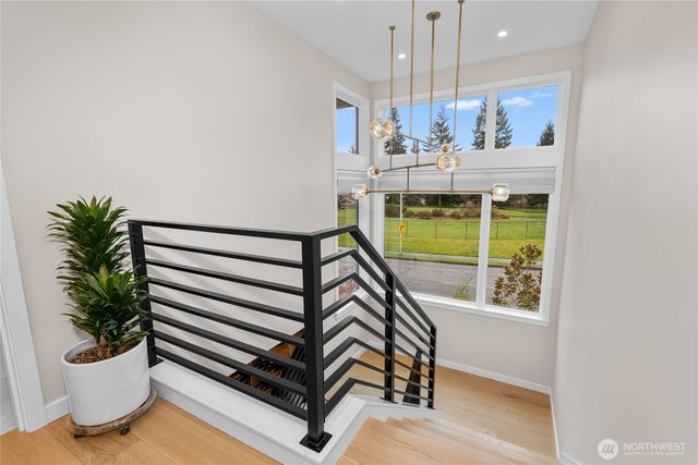 5242 NE 75th Street, Seattle, WA 98115