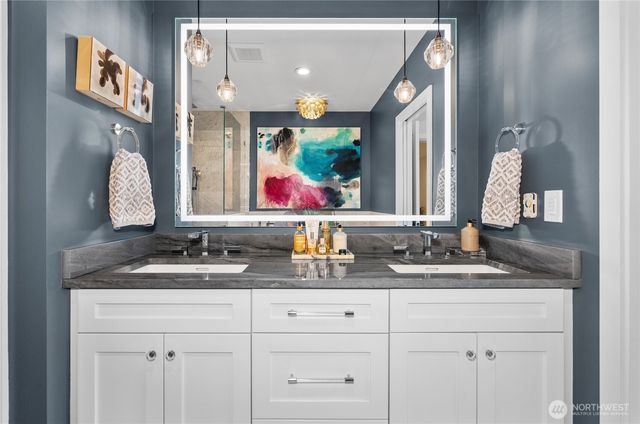 5242 NE 75th Street, Seattle, WA 98115