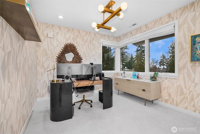 5242 NE 75th Street, Seattle, WA 98115