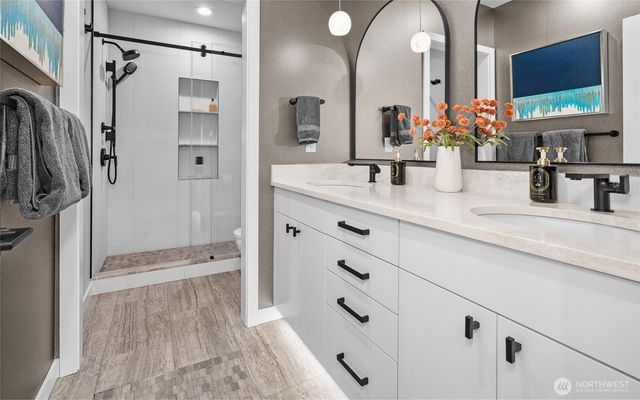 5242 NE 75th Street, Seattle, WA 98115