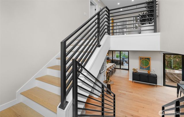 5242 NE 75th Street, Seattle, WA 98115