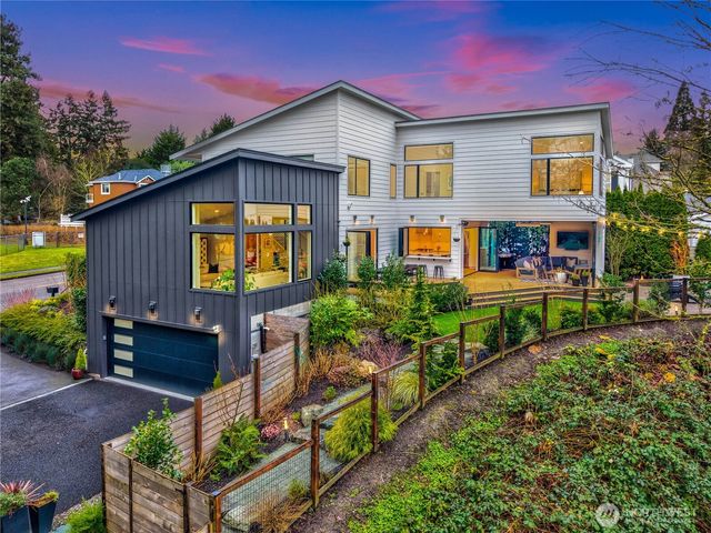 5242 NE 75th Street, Seattle, WA 98115