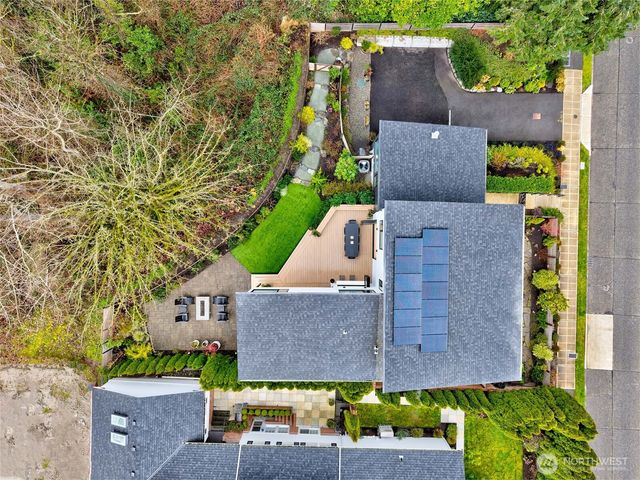 5242 NE 75th Street, Seattle, WA 98115