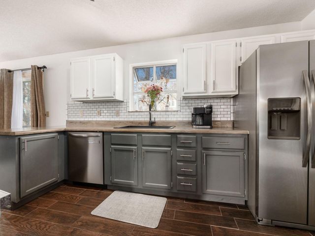 5992 Cape Coral Lane, Hilliard, OH 43026