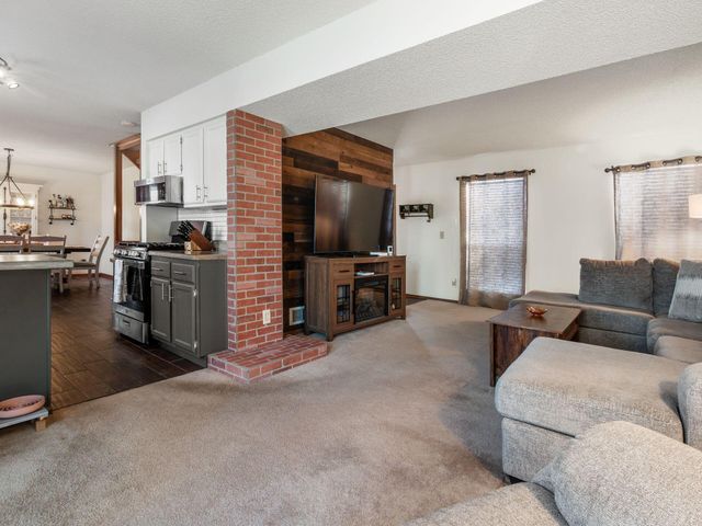 5992 Cape Coral Lane, Hilliard, OH 43026