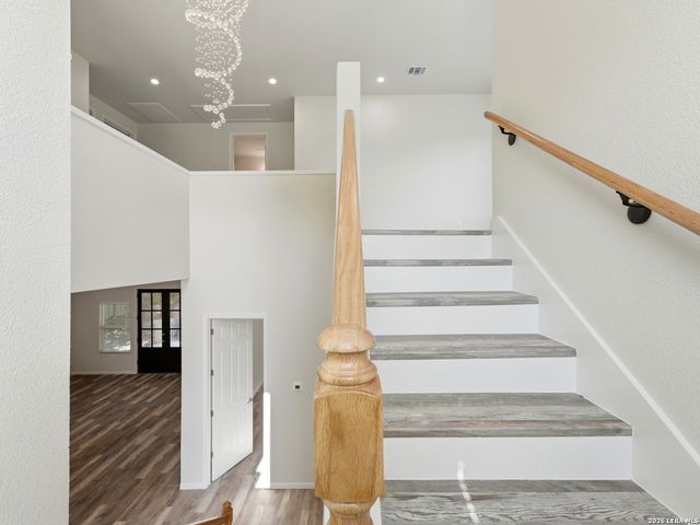 5014 Fawn Lk, San Antonio, TX 78244