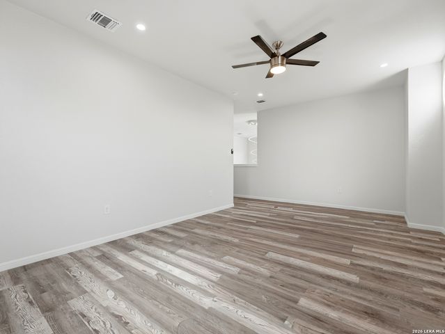 5014 Fawn Lk, San Antonio, TX 78244