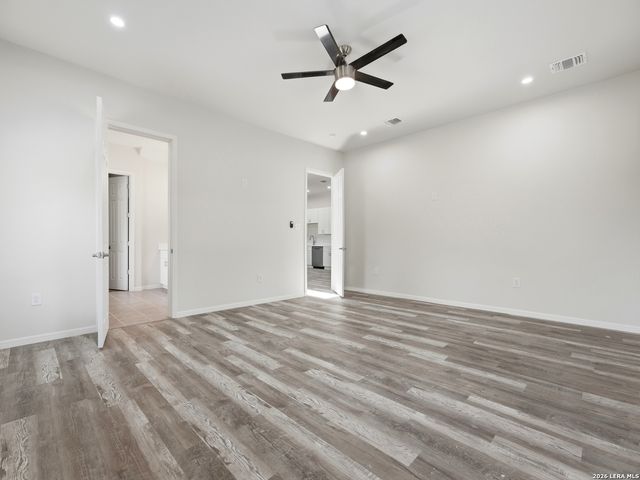 5014 Fawn Lk, San Antonio, TX 78244