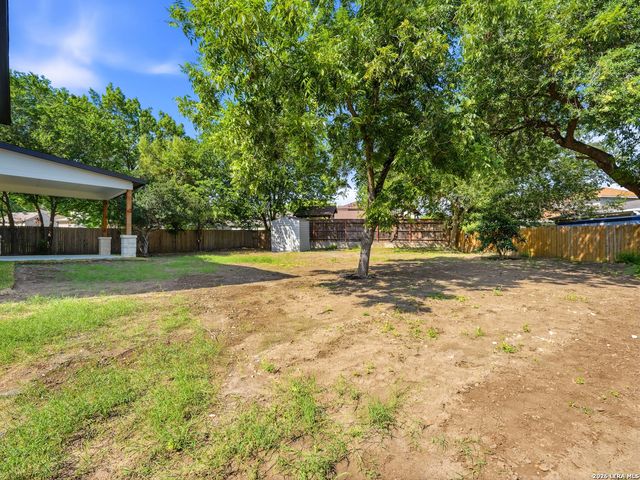 5014 Fawn Lk, San Antonio, TX 78244