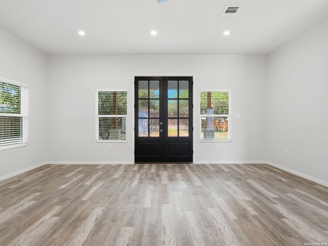 5014 Fawn Lk, San Antonio, TX 78244