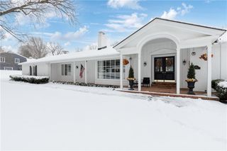 801 E Red Road, Independence, MO 64055