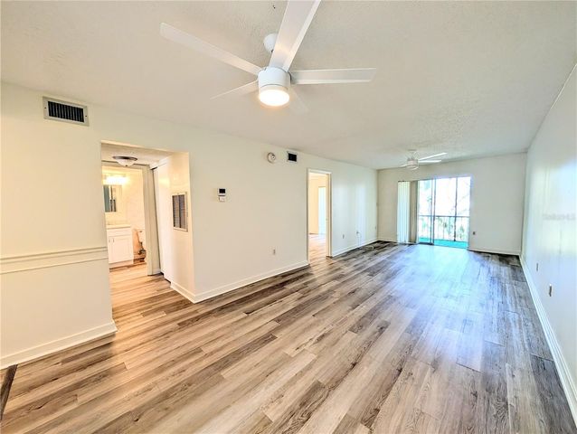 3628 LAKE BAYSHORE DRIVE K305, Bradenton, FL 34205