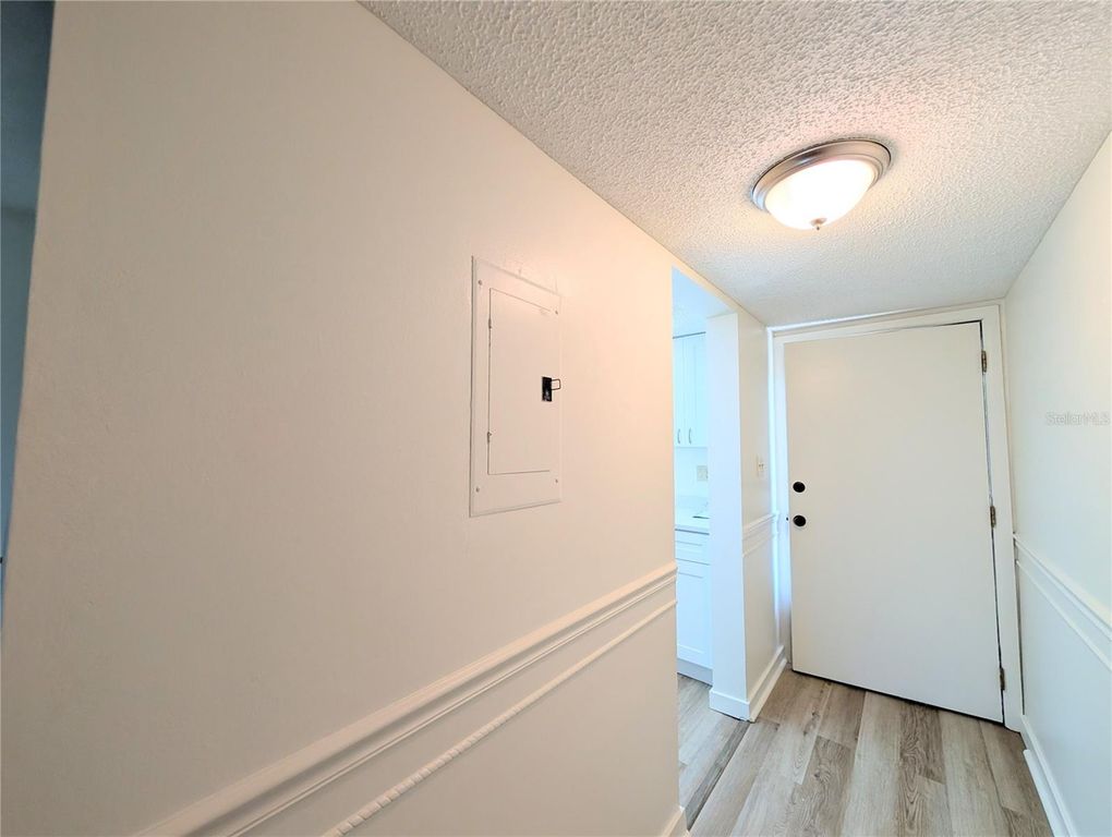 Image 15 of property listing at 3628 LAKE BAYSHORE DRIVE K305, Bradenton, FL 34205