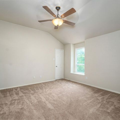 336 Chase Hill Lane, Fort Worth, TX 76028