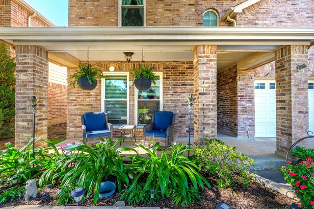 336 Chase Hill Lane, Fort Worth, TX 76028