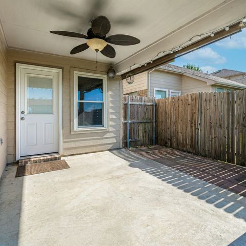 336 Chase Hill Lane, Fort Worth, TX 76028