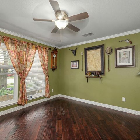 336 Chase Hill Lane, Fort Worth, TX 76028