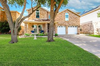 336 Chase Hill Lane, Fort Worth, TX 76028