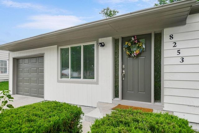 8253 Orient Drive, Kansas City, KS 66112