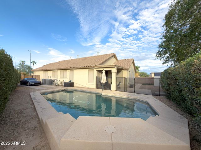 12575 W OSBORN Road, Avondale, AZ 85392