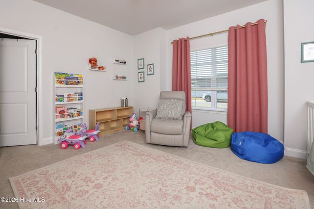 907 Eakins Lane, Richlands, NC 28574