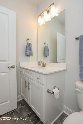 907 Eakins Lane, Richlands, NC 28574