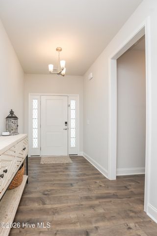 907 Eakins Lane, Richlands, NC 28574