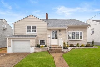 1054 STONEWALL LANE, Secaucus, NJ 07094