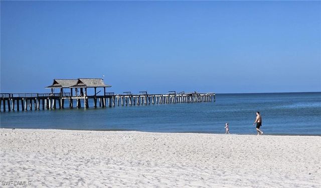 18001 Bluewater DR, Naples, FL 34114