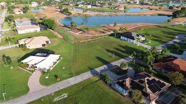 18001 Bluewater DR, Naples, FL 34114