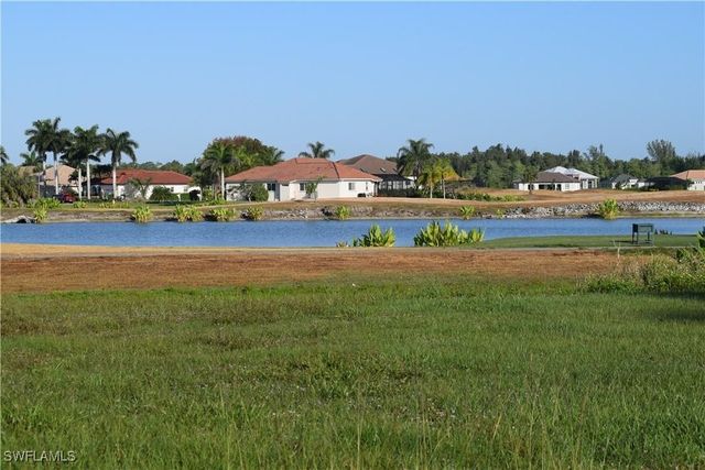 18001 Bluewater DR, Naples, FL 34114