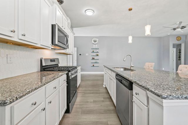 1071 Heather Glen Blvd., Little River, SC 29566