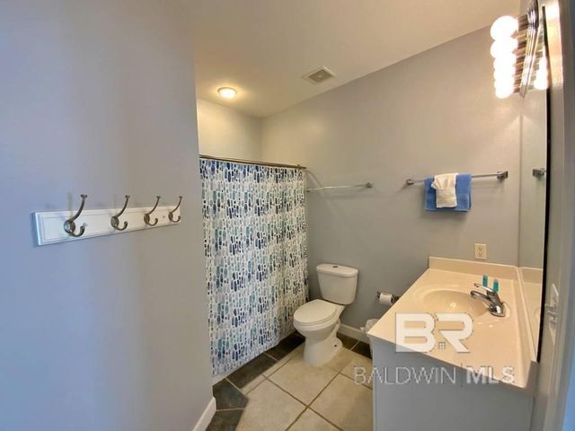 490 Harbor Light Lane, Gulf Shores, AL 36542