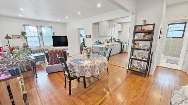 4320 Hamilton Place, Little Neck, NY 11363