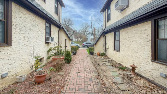 4320 Hamilton Place, Little Neck, NY 11363