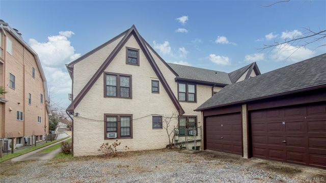 4320 Hamilton Place, Little Neck, NY 11363