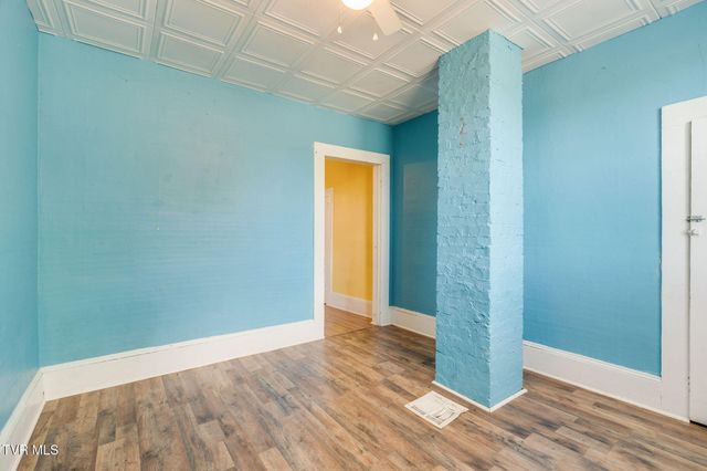 1704 State Line Road, Elizabethton, TN 37643