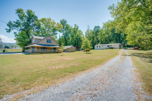 1704 State Line Road, Elizabethton, TN 37643