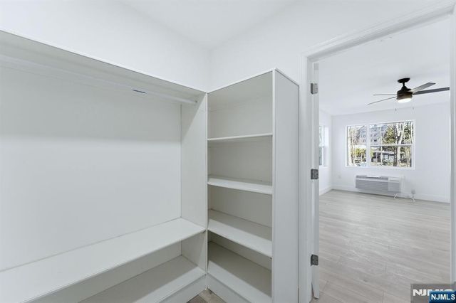 95 Shepherds Lane B302, Totowa, NJ 07512