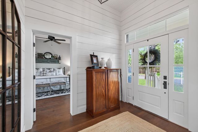 510 Dark Street, Brenham, TX 77833