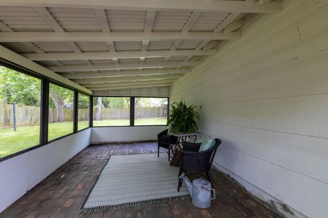 510 Dark Street, Brenham, TX 77833