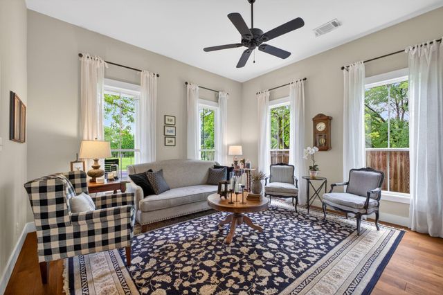 510 Dark Street, Brenham, TX 77833