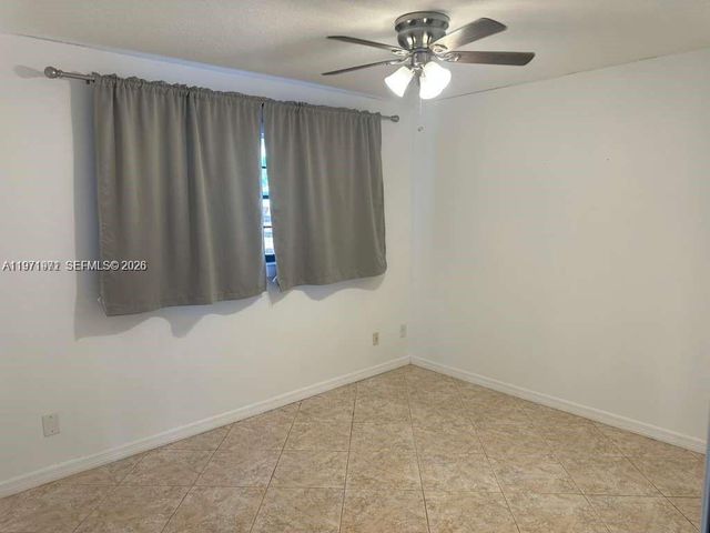 208 SW 2nd Ave, Hallandale Beach, FL 33009